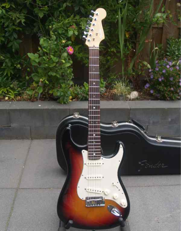 Fender Stratocaster - USA Deluxe - 2002 - Afbeelding 9